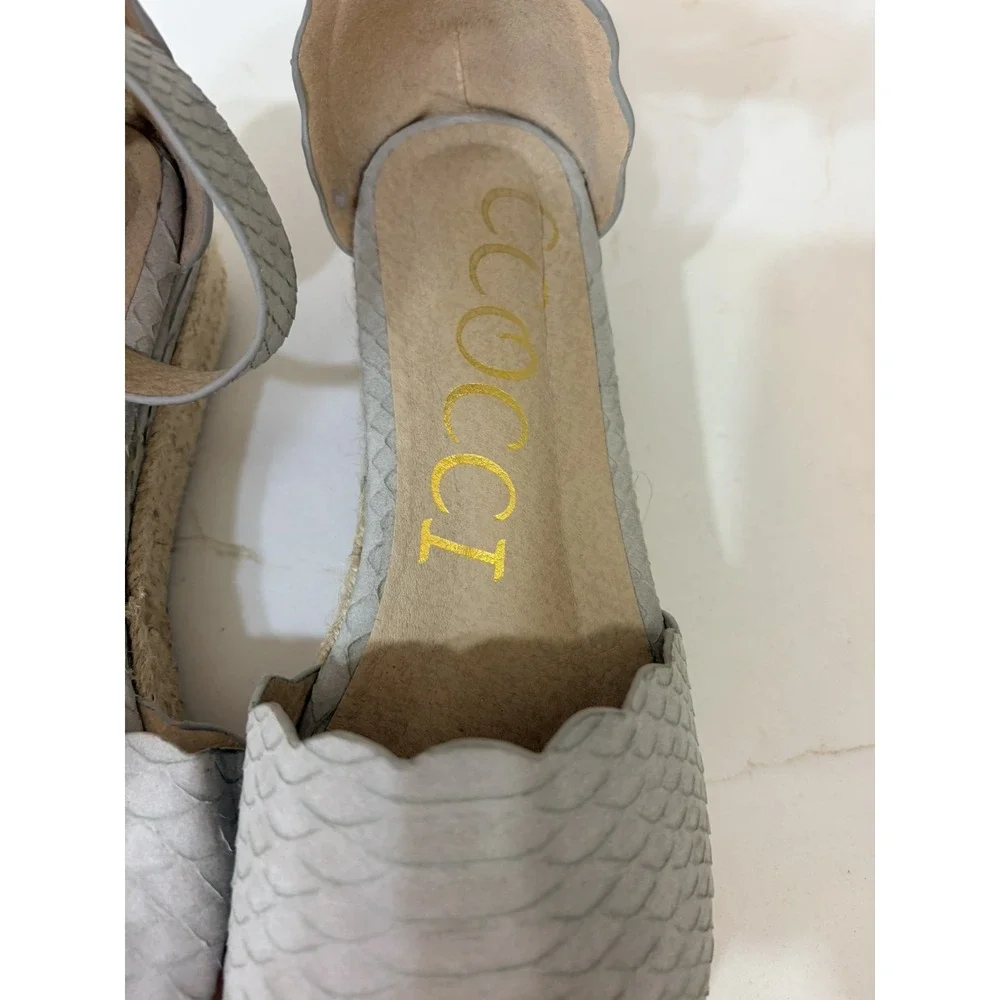 Ccocci Everlyn Light Gray Snake Print Womens Size 7.5 Platform Sandals